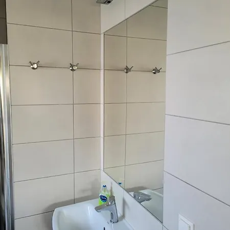 Lipek * 우스트론