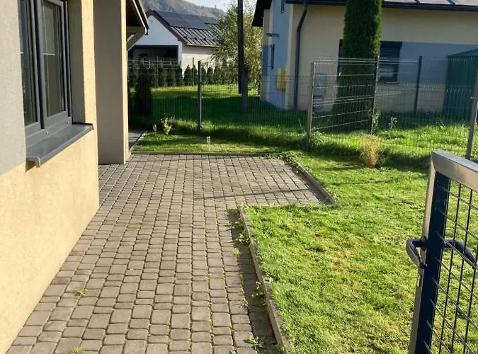 롯지 Lipek 우스트론